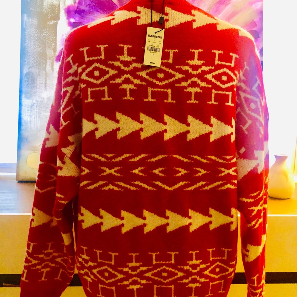 Express Sweater - Picture 6 of 11